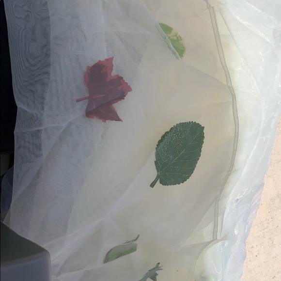 Extra long scarf with leaves at the end beautiful - Picture 3 of 3